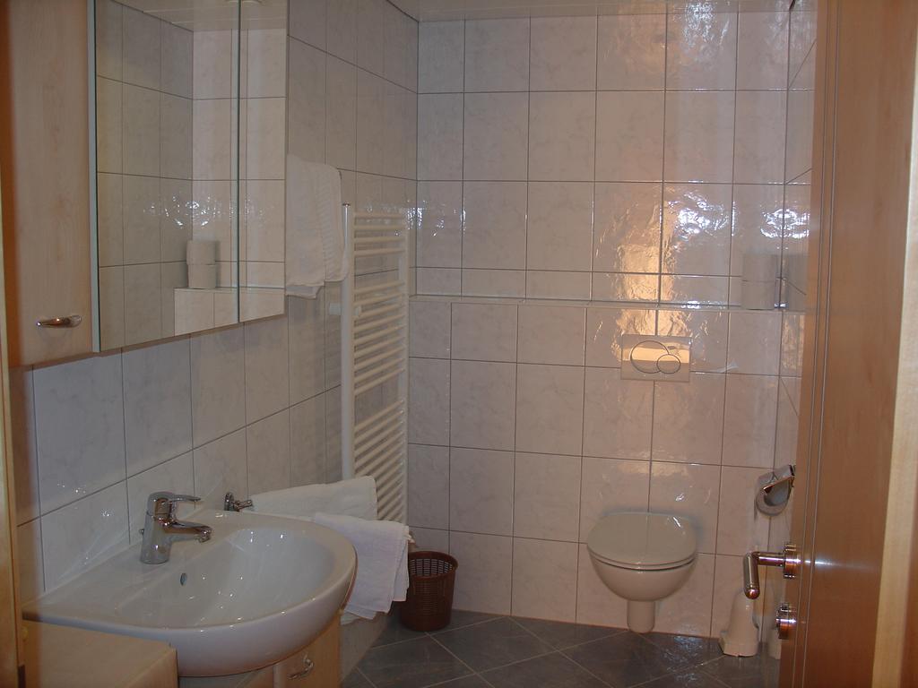 Haus Alpengruss Appartement Neustift im Stubaital Kamer foto